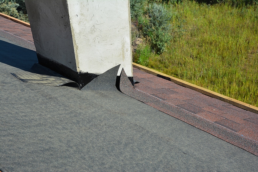 4 Signs You Need New Chimney Flashing